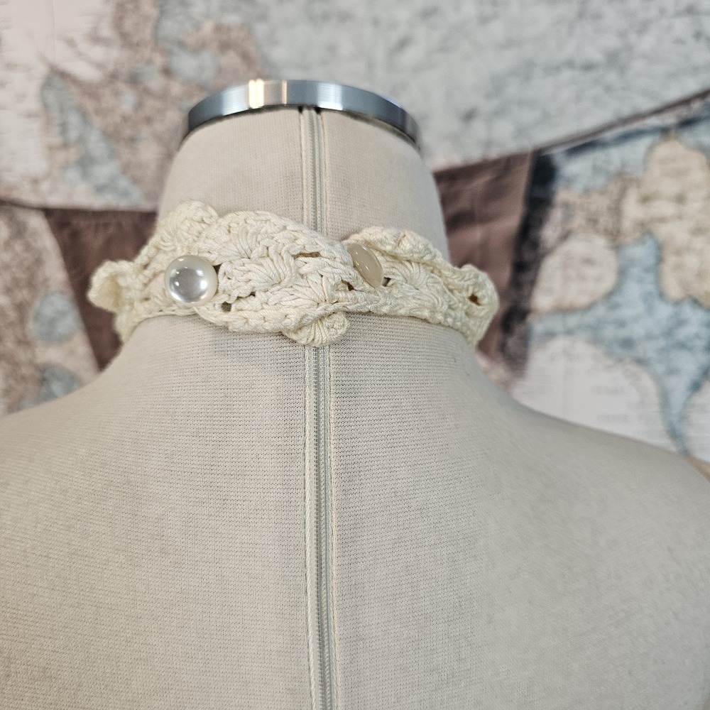 Vintage 1970s Dress Maxi Floor Length Cream Colored Crochet Neckline Inserts - Picture 13 of 15